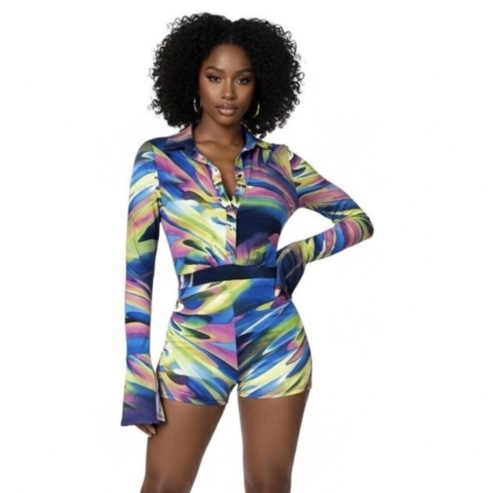 NWT‎ Posh By V Artsy Y2K Abstract Romper Size S Multicolor Going Out Colorful